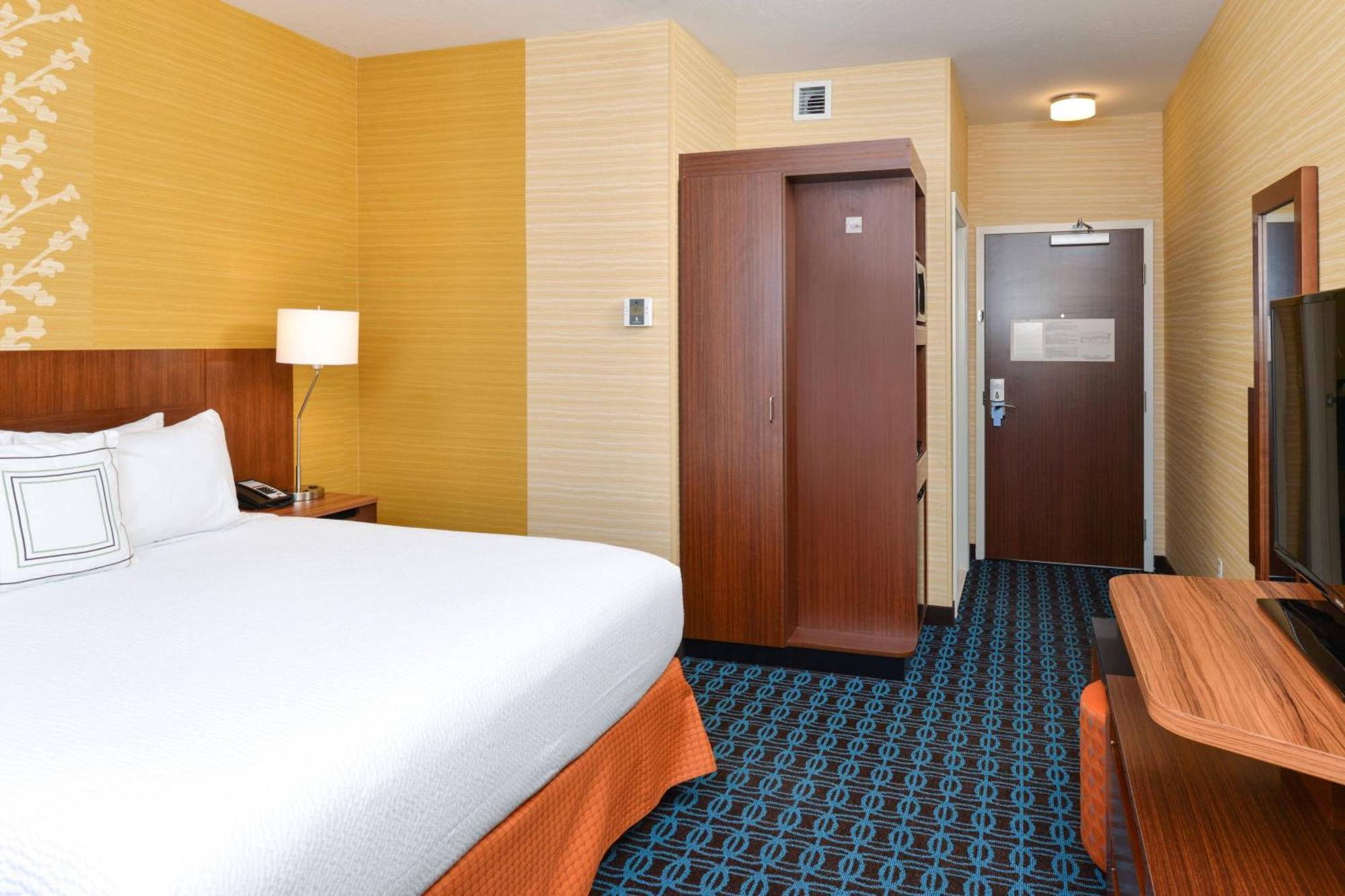 Fairfield Inn & Suites By Marriott Gallup Exterior photo